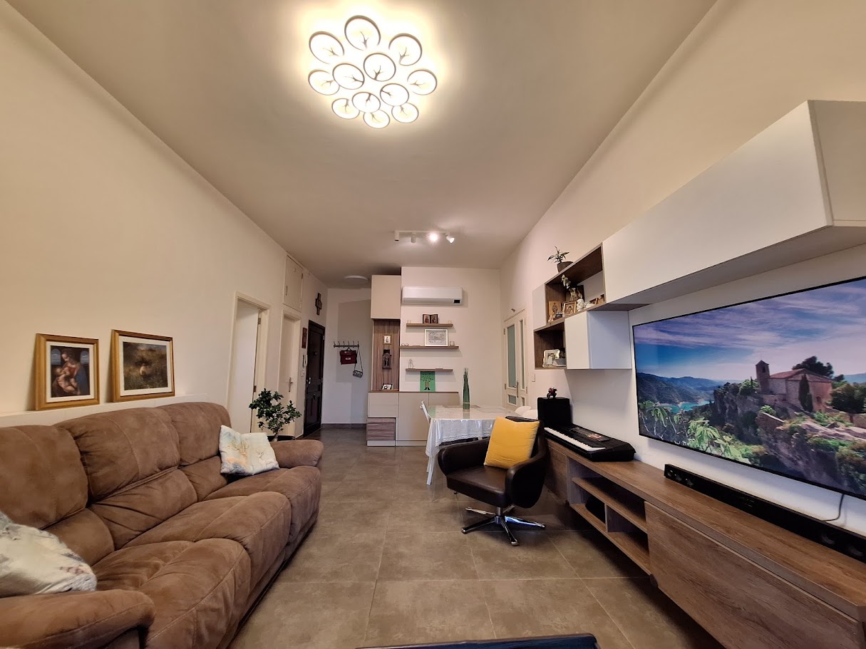 Apartment 8